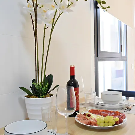 公寓 Bright Duplex In Centre *